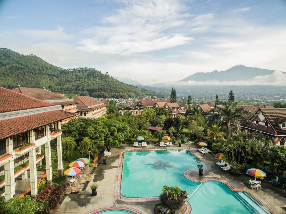 Royal Hotel And Villa Batu Batu  Exterior foto
